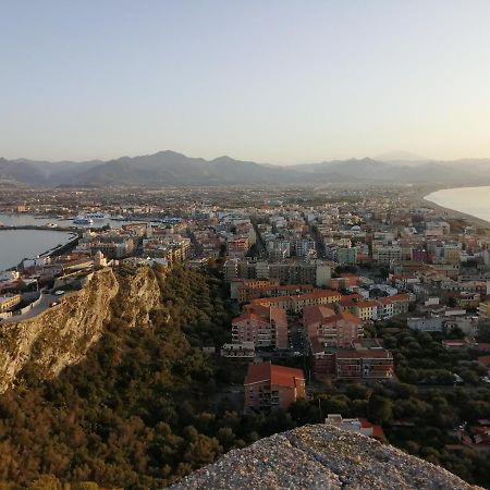 Bed and Breakfast Milazzo: La Porta Delle Eolie Экстерьер фото