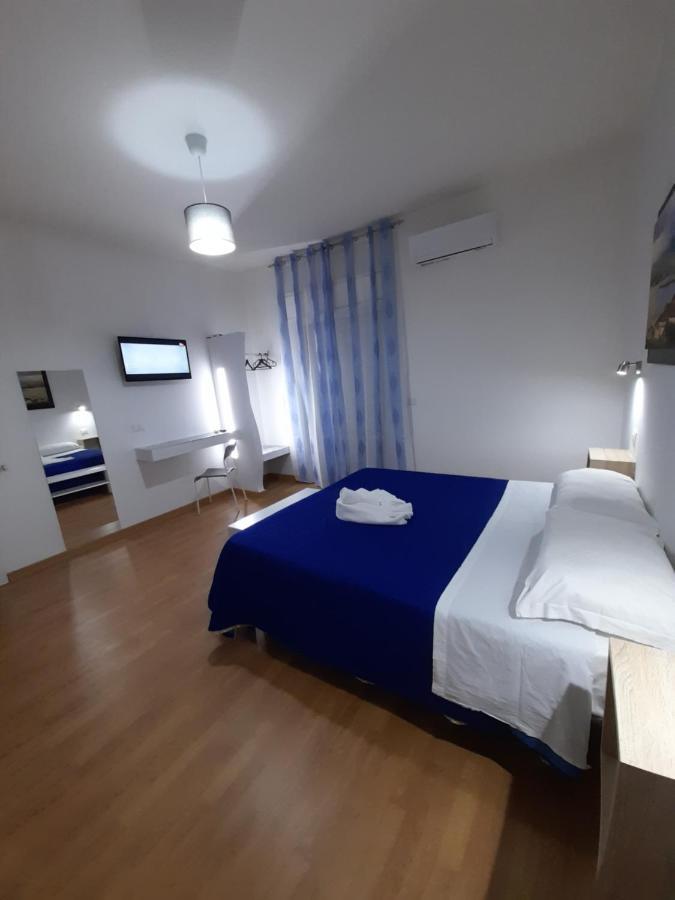 Bed and Breakfast Milazzo: La Porta Delle Eolie Экстерьер фото