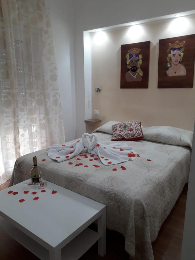 Bed and Breakfast Milazzo: La Porta Delle Eolie Экстерьер фото